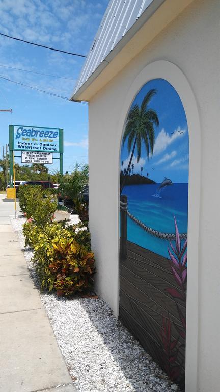 Beach And Bay Mediterraneantownhouse St. Pete Beach Exterior photo
