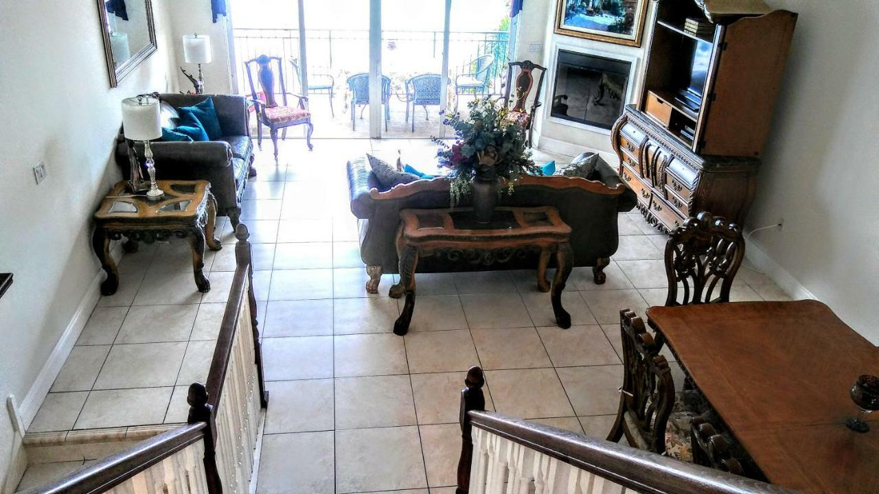 Beach And Bay Mediterraneantownhouse St. Pete Beach Exterior photo